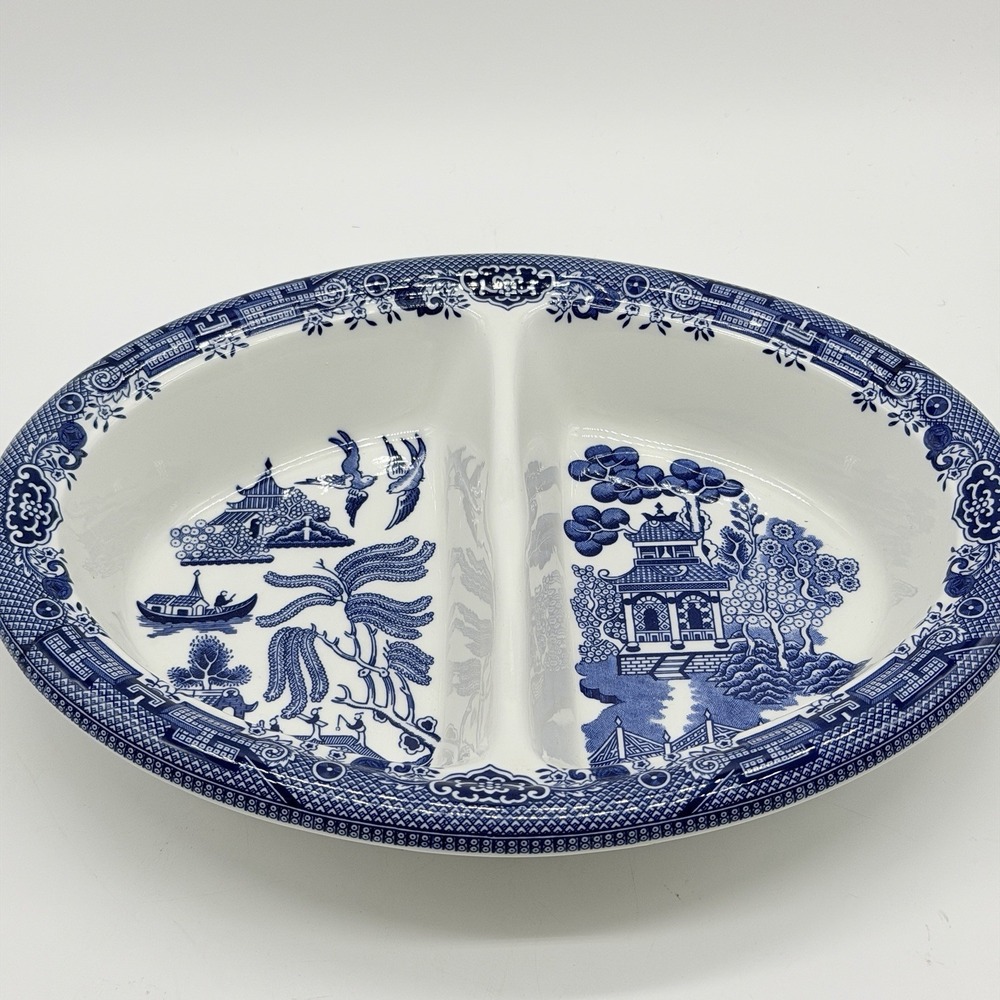 Vtg Churchill of England Blue Willow Divided‎ Oval Vegetable Serving Dish Bowl